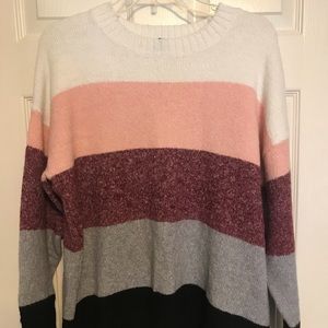 💥Closet Cleanout💥 H&M Colorblock Sweater